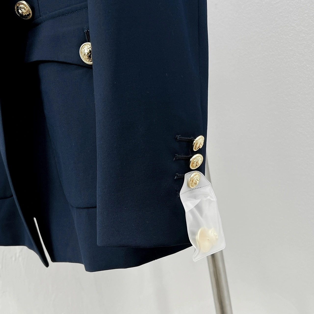 wg.luxury- 21871i9 item:E-F000C1533